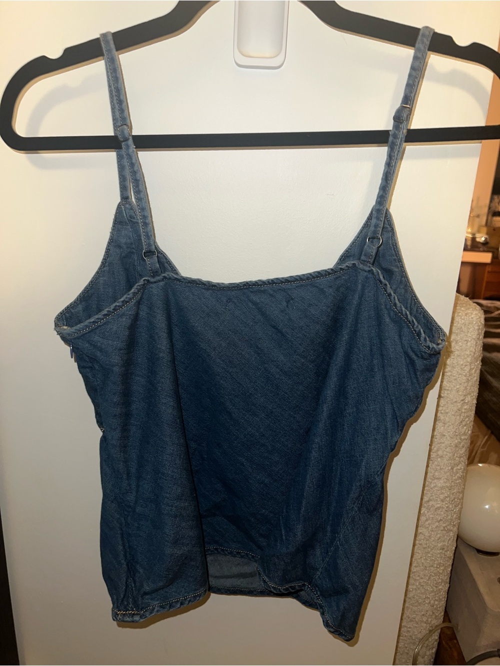 A&F Bra Free Chambray Tie Front Cami - Picture 4 of 4